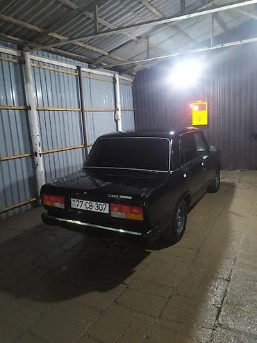 vaz 2107 salon: Salam tecili satilir il 2011 qiymet 5500ze mawinda ancaq kasmetik — 1