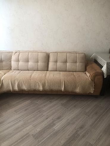 kunc divanlar işlənmiş: Künc divan dəsti – bej rəngli, geniş oturma sahəsi və yumşaq, rahat — 3