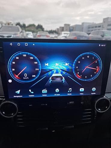 tv box android: Android monitor.opel astra h in ustundedi.alan adam gelib yoxlayib — 2