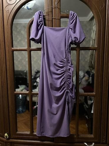 libas: Bənövşəyi rəngdə qadın donu - Model: Puff qollu, kvadrat yoqa - — 3