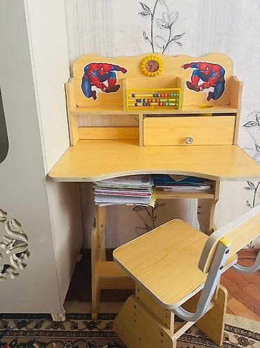 Uşaq yazı masasının dəsti :Tecili satilir. - Material: ağac — 2