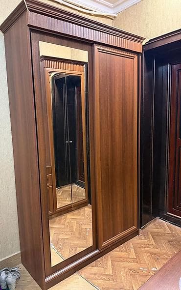 qapi taxda: İşlənmiş, 2 qapılı, Güzgülü, Qəhvəyi, Taxta, Kupe, Düz dolab — 3