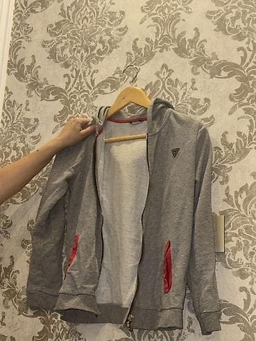 fehle geyimi: Uwag ucun 13-14 yas original GUESS kapüşonlu svitşot/hoodie - Rəng — 2