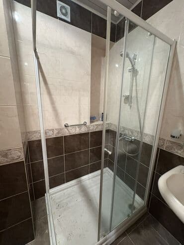 hamam ucun guzgu: Real aliciya endirim olunacaq‼️ Əl-üz yuyan, güzgü - 50 azn Duş — 3