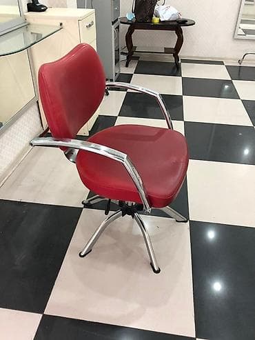 bərbər stolu: Gözəllik salonu üçün mebel dəsti - Qırmızı salon kresloları – — 3