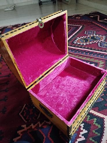 sandiqca: Taxta sandıq/qutu – balaca əl işidir. real alıcıya endirim olacaq — 2