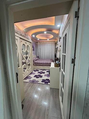 gence kiraye menzil: Bakı, 2-ci mikrorayon, 3 otaqlı, Köhnə tikili, m. Memar Əcəmi, 47 kv. m — 10