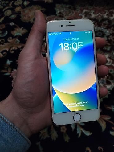 iphone 14 kredit: IPhone 8, Qızılı, Barmaq izi — 1