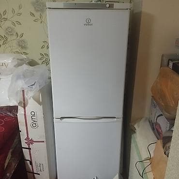 2 qapılı Indesit Soyuducu Satılır, rəng - Ağ — 1