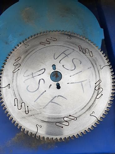 ucuz saat: Dairəvi mişar diski – peşəkar ağac emalı üçün az iwlenib - Material — 2