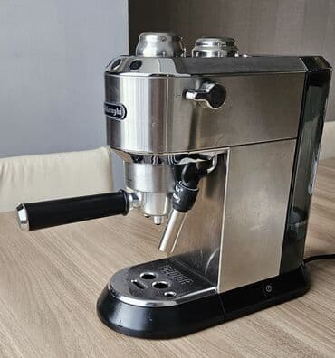 кофеварка: Кофемашина Delonghi, Рожковая, С резервуаром для воды, Б/у — 1