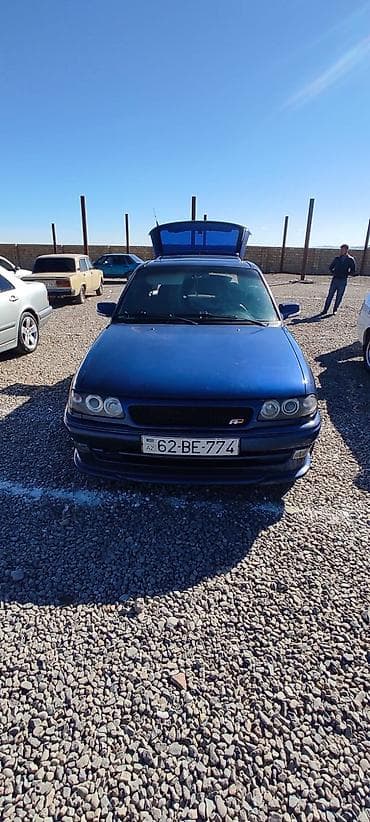 volkswagen passat 1: Opel Vectra B hatchback – mavi rəng - Kuzov: 5 qapılı hatchback — 1