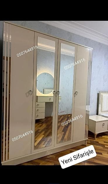 Düz dolab, Yataq otağı üçün, Paltar üçün, Açılan, Korpuslu, 3 qapılı