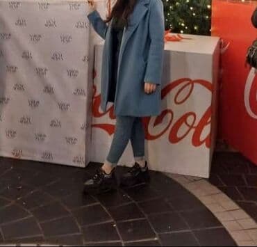 женское пальто с мехом: Qadın palto – mavi rəng - Klassik düz kəsim, dizə qədər uzunluq - — 1