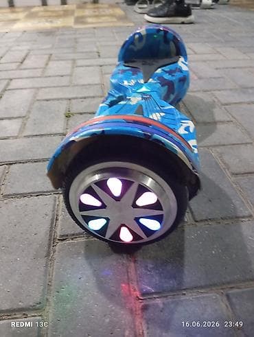 Elektrikli hoverboard – 6.5" təkərlər, LED işıqlı - Korpus: mavi