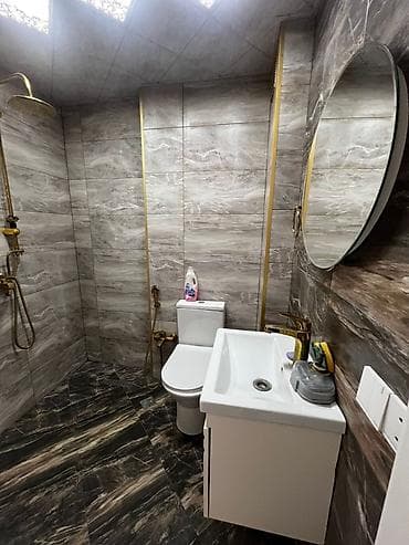 Mənzillərin satışı: 28 May Ⓜ️ 18/7 (32 azn Komendat) 2 otaq Amerikan səfirliyi ilə üzbə — 8