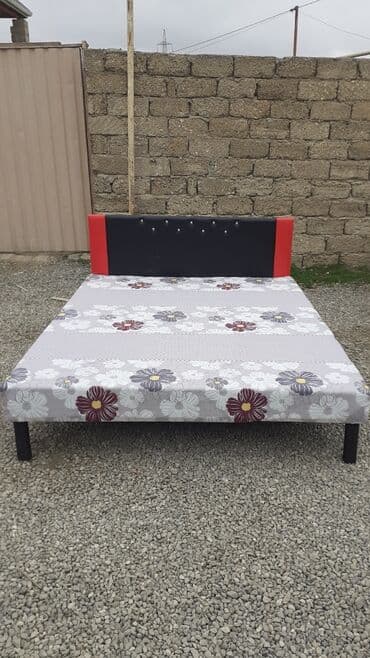 Kravat təzə hazırı var Çatdırılma var 1 nəfərlik 50 manat 2 nəfərlik — 2