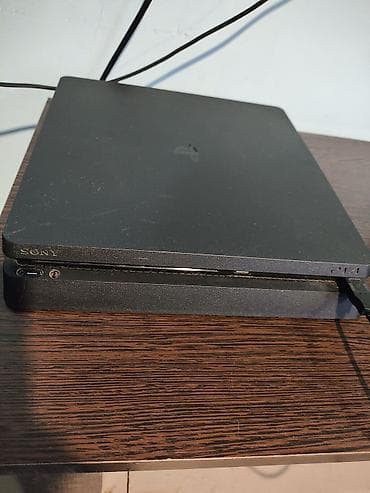 pleystation 3: PlayStation 4 proşıfkalı model 2 ədəd pult içerisinde fc 26 ufc 4 ufc — 1