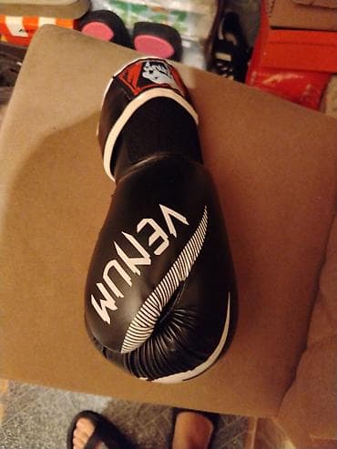 İdman və istirahət: Venum boks əlcəyi - Brend: Venum - Rəng: qara-ağ - Material: sintetik — 1