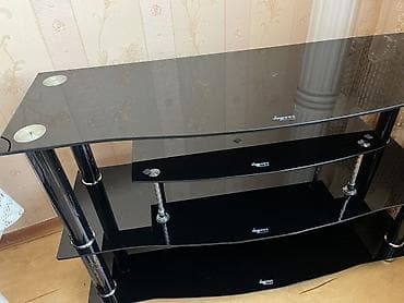 isiq generatoru satilir: Düz TV altlığı, Polkalı, Şüşəli — 4