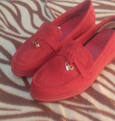 Ölçü: 39, rəng - Qırmızı, Yeni