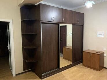 28 mayda 2 otaqli kiraye evler: 8 noyabr metrosuna Aviasiya universitetinə yaxın 18 mertebeli binanın — 10