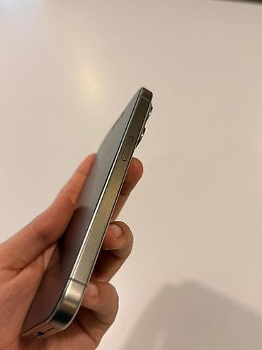 irşad ayfon 15: IPhone 15 Pro, 256 GB, Natural Titanium, Face ID — 6