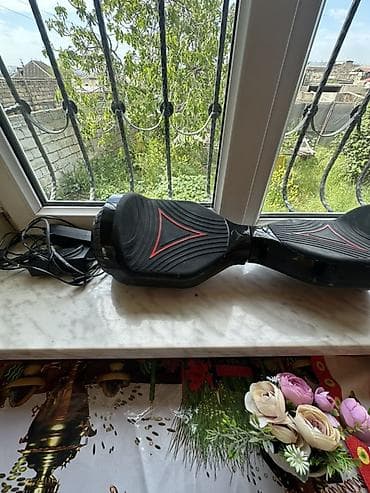 Электротранспорт: Elektrikli hoverboard (self-balance skuter) - Rəng: Qara, üstündə — 2