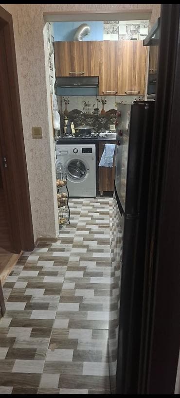 4 otaqlı ev: Zeynalabdin Tağıyev, 2 otaqlı, Köhnə tikili, 60 kv. m — 2