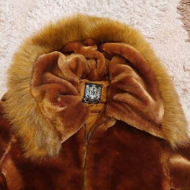 баку седерек шубы: Russiyadan alinib. Temiz maldi. tuki geti cixmir. kisa modeldi cibleri — 3