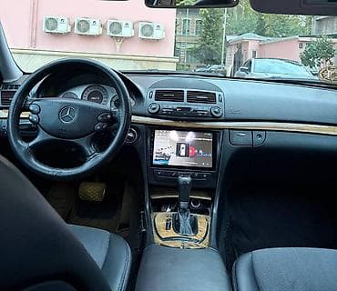 mercedes g300: Mercedes-Benz E-Class: 2.2 l | 2007 il Sedan — 7