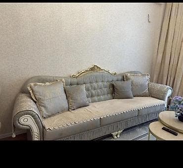 Divan satilir 350azn acilmir baza yoxdu 1 ildi alinib olcu 2.80sm