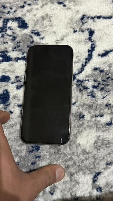 i̇pone 4: IPhone 16 Pro, 128 GB, Desert Titanium, Barmaq izi, Simsiz şarj, Face ID — 3