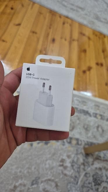 iphone 15 pro satilir: 128 GB, Qızılı, Simsiz şarj — 10