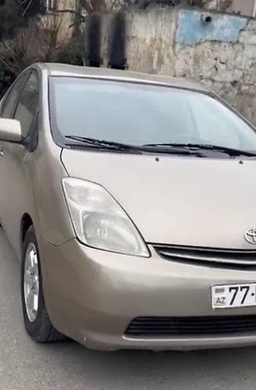 el krediti ile avtomobiller: Toyota Prius: 1.5 l | 2008 il Hetçbek — 3