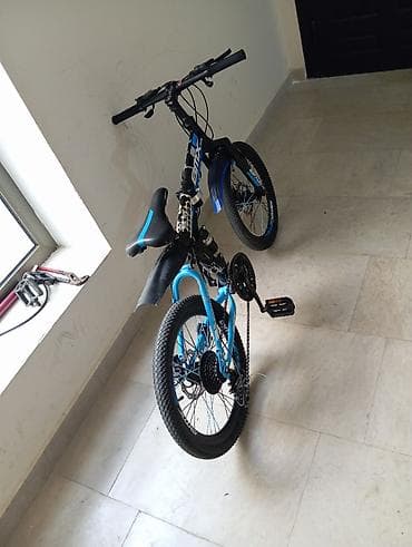 Игрушки: Б/у Двухколесные Детский велосипед 20", скоростей: 16 — 1