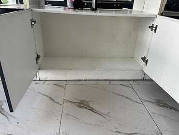 rəf satışı: Mağaza üçün ətir vitrinləri topdan optavoy mağazaya isdifadə olnub — 7