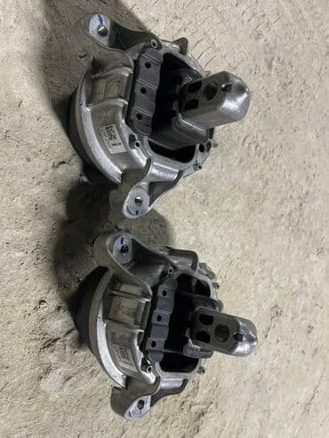 t 40 matoru: BMW F10 motor paduwkasi! Məhsul: Mühərrik dayağı (aktiv/hidravlik — 1