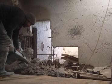 ремонт замков входной металлической двери: Beton kesme kəsmə beton kəsimi kesimi karotçu - Beton kəsmə deşmə — 4