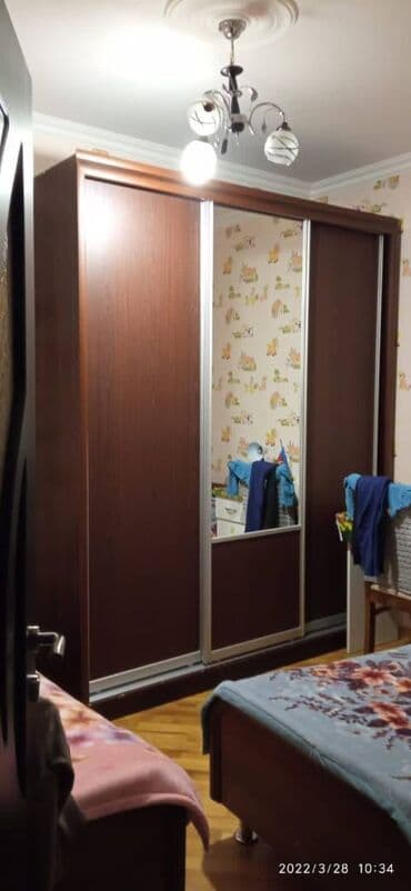 9 ci mikrorayon satilan evler: 3 otaqlı, Yeni tikili, 94 kv. m — 8