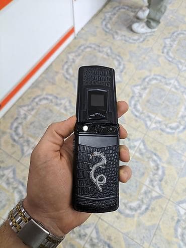 qədimi telefonlar: Lüks düyməli qapaqlı telefon - Korpus: qara rəng, metal üslublu — 5