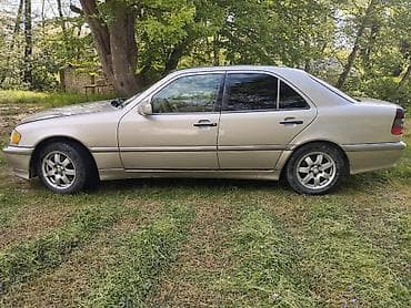 bmw e60 qiyməti: Mercedes-Benz 230: 2.3 l | 1999 il Sedan — 3