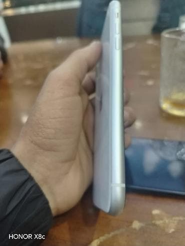 iphone 11 yaşıl: IPhone 11, Ağ, Face ID — 4