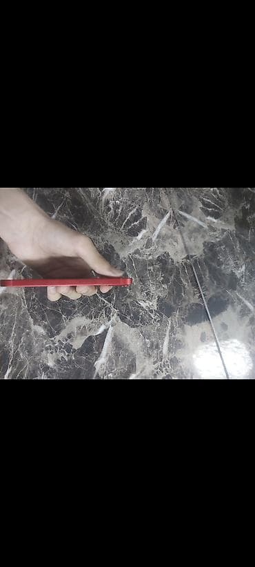 Аудиотехника: IPhone 13, Красный — 3