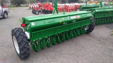 csb traktor: Taxıl selkası. 24 saşnikli Böyük təkər. Türkiyənin çox keyfiyyətli — 1
