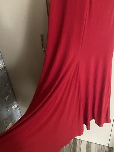 qirmizi piling: Ziyafət donu, Maksi — 7