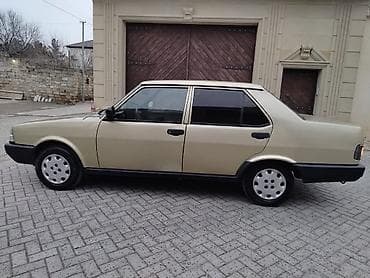 Yağlar və avtokimyəvi maddələr: Tofas : 1.6 l | 2006 il 56434 km Sedan — 3