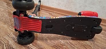 baliqci toru: Uşaq skateri YENI KIMI – üçtəkərli, LED işıqlı, musiqili - Rəngli — 3