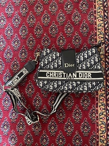 Çiyin çantası, Christian Dior