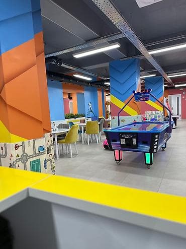 Anbar: Ofisiant tələb olunur, Restoran, Aylıq ödəniş, 18-29 yaş, 1 ildən az təcrübə — 1